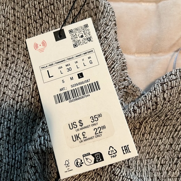 ZARA Textured Set - Picture 9 of 13